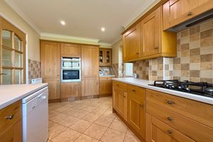 Kitchen- click for photo gallery